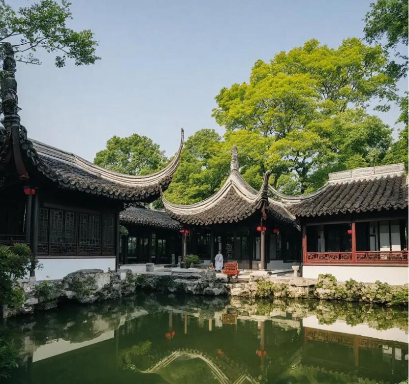 荣成怜蕾土建有限公司